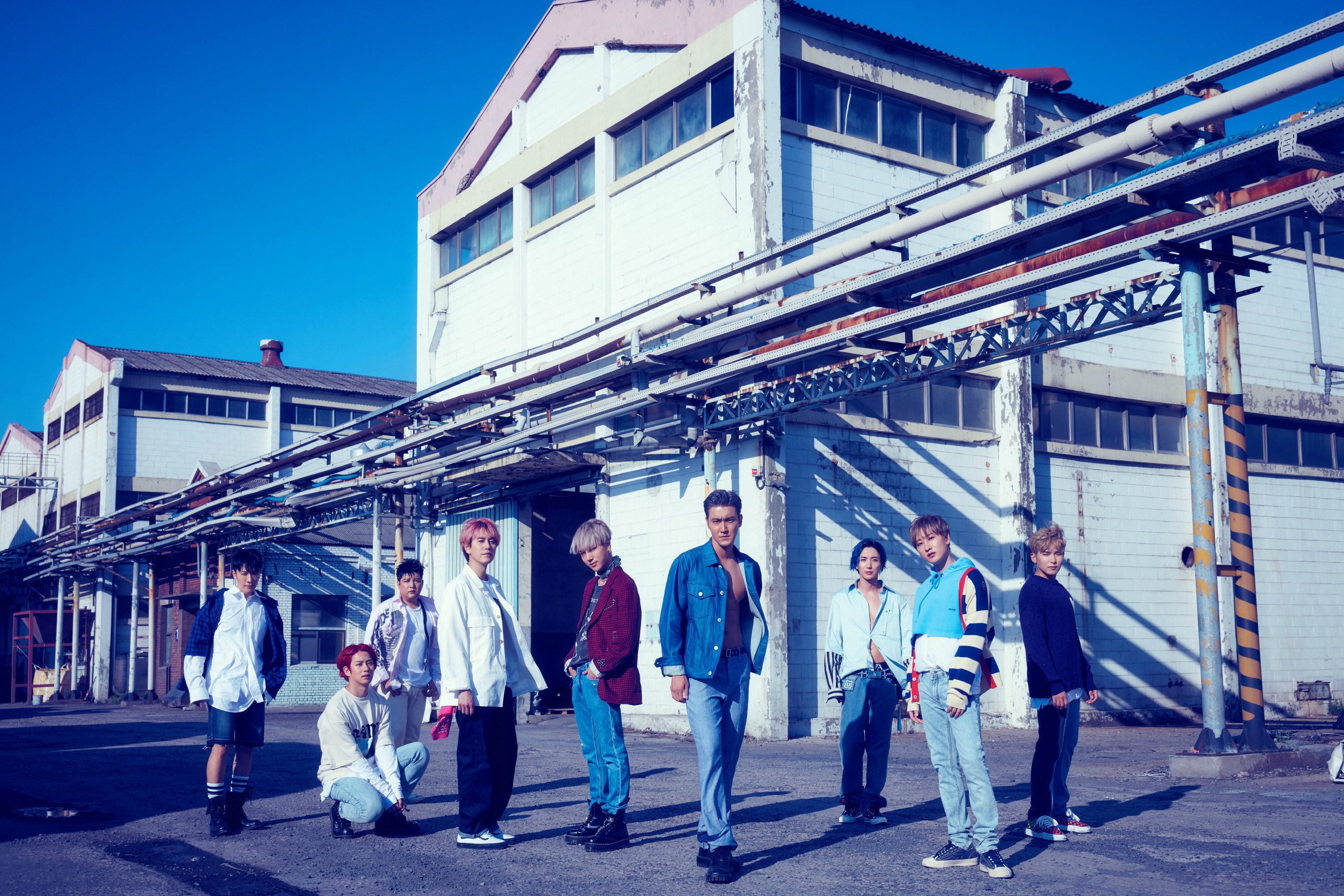 슈퍼주니어 정규 9집 Time_Slip 단체 이미지 (2).jpg
