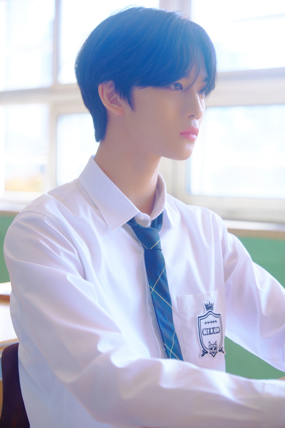 (1203) CIX 배진영 이미지.jpg