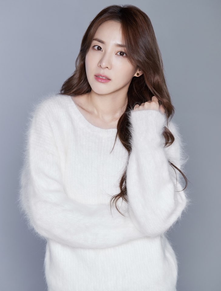 (1206) 산다라박.jpg