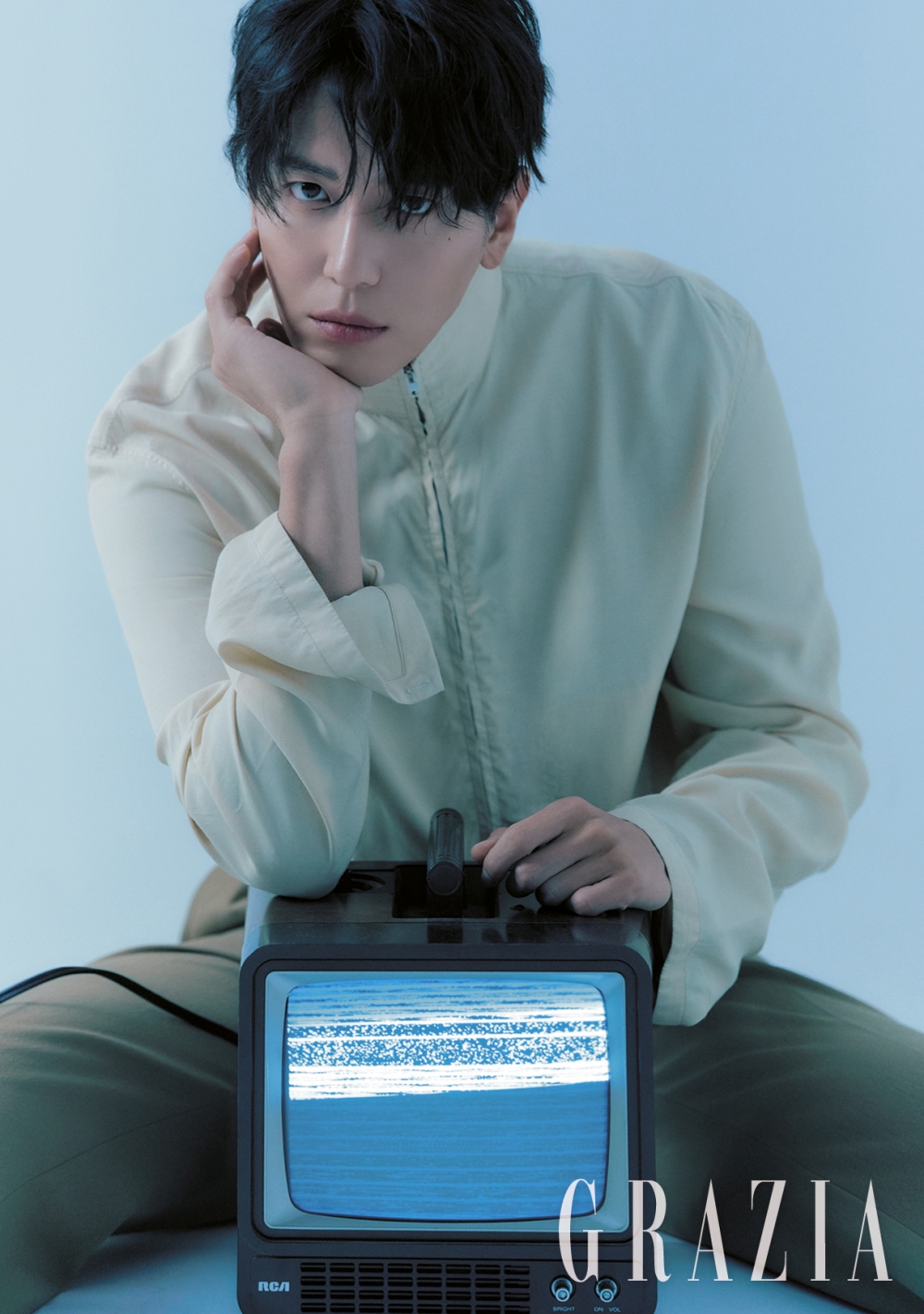 정용화_그라치아_화보2.jpg