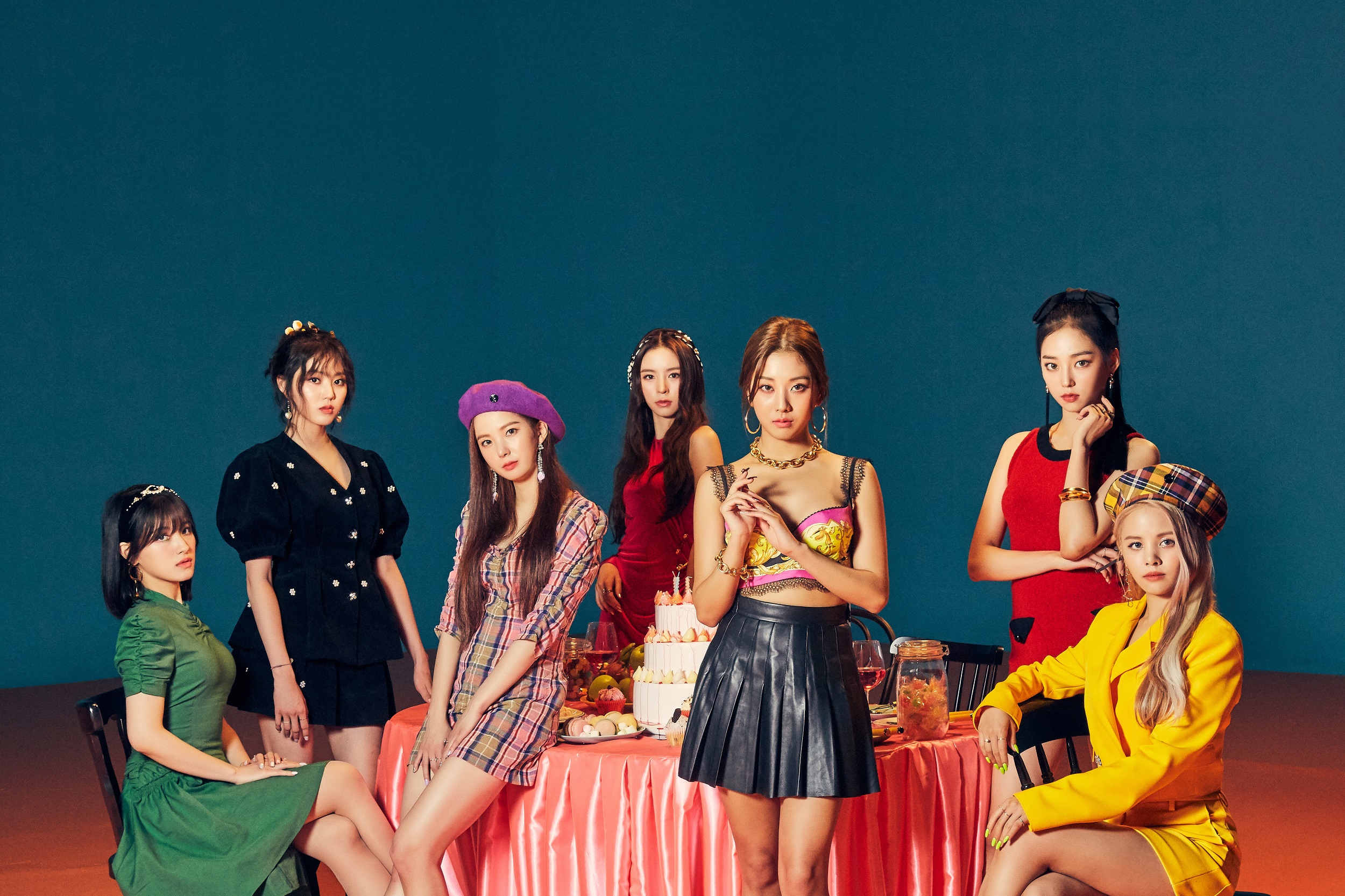 씨엘씨(CLC)_Devil_단체.jpg