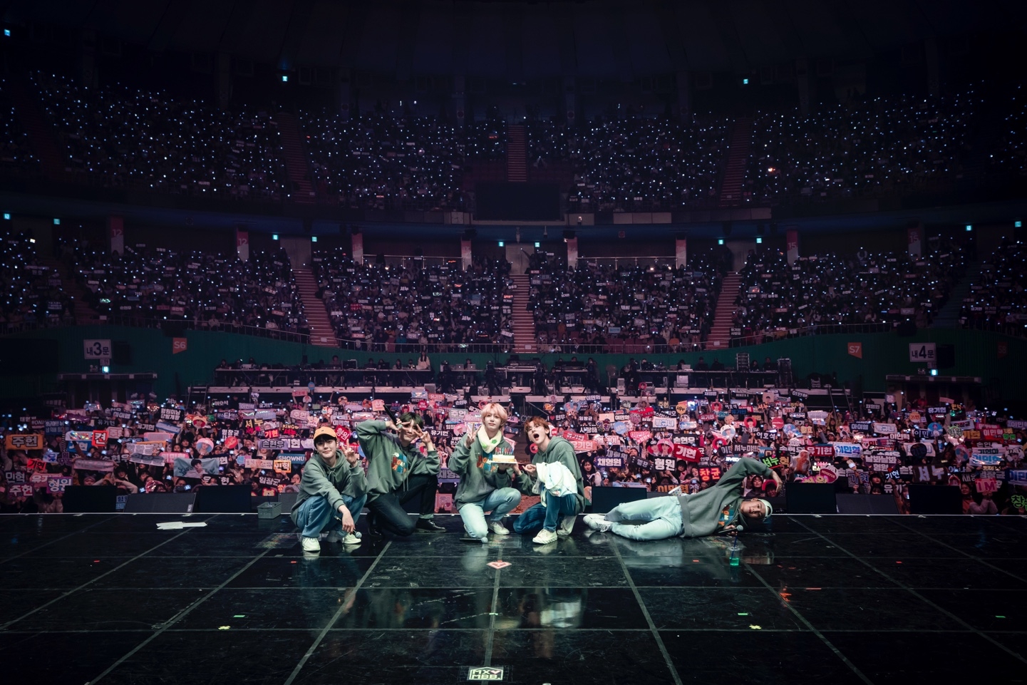 몬스타엑스5.jpg