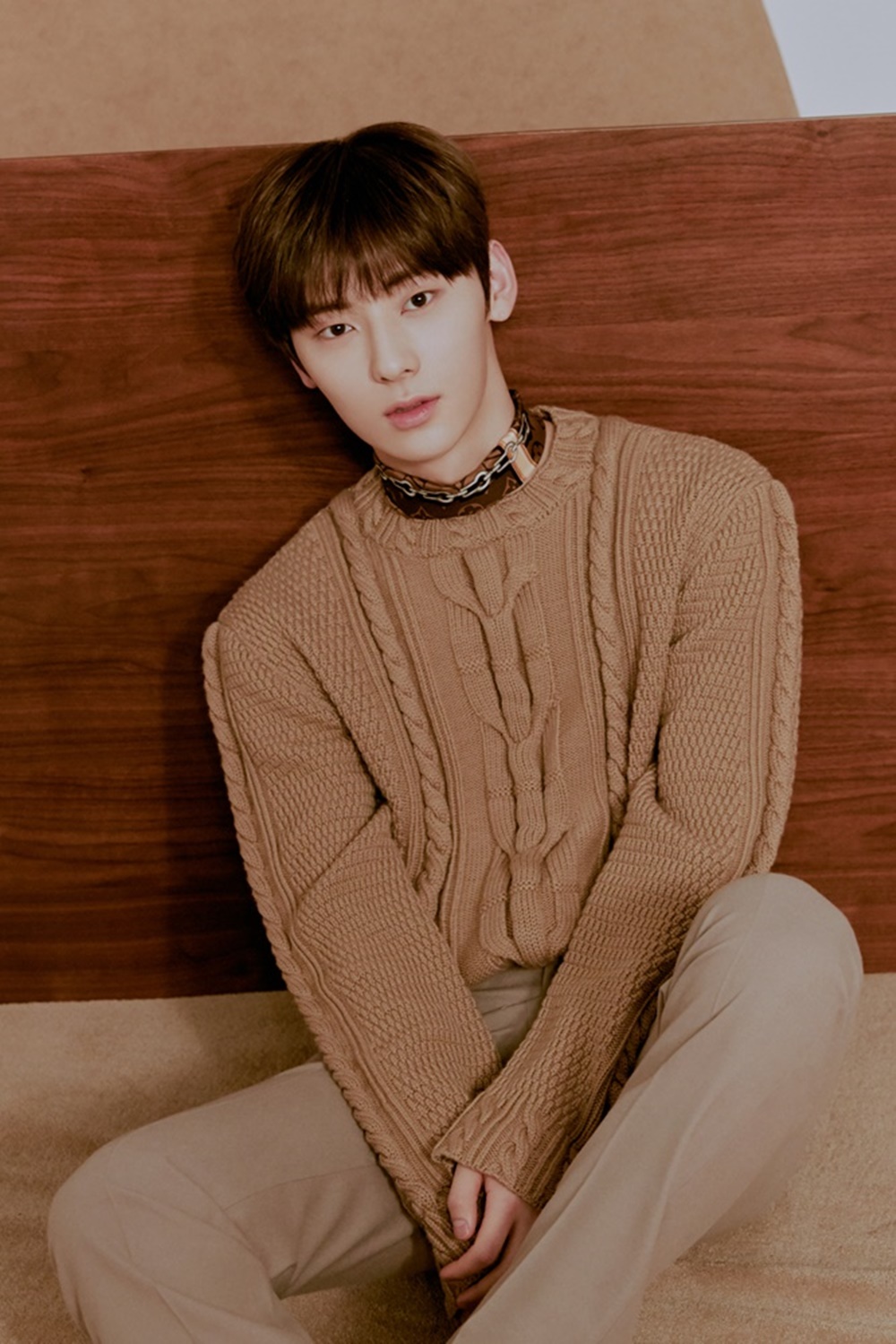 200203_뉴이스트_민현_01.jpg