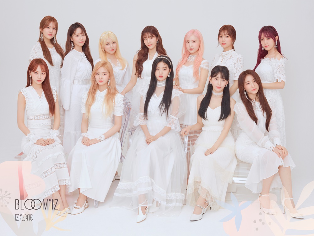 (0206) 아이즈원 ‘블룸아이즈’ 오피셜 포토 UNRELEASED VER. 1_단체.jpg