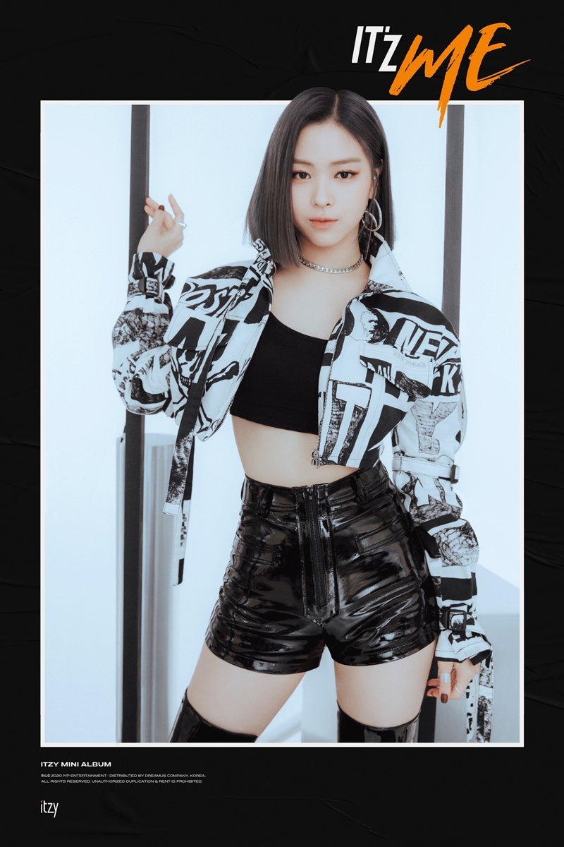 ITZY 류진_WANNA BE_GIF 티저 캡처.jpg